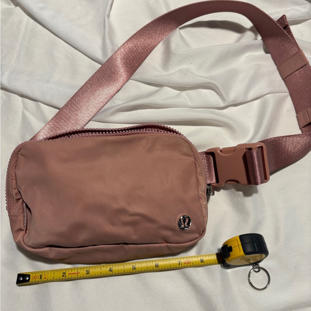 Pink Lululemon Everywhere Belt Bag